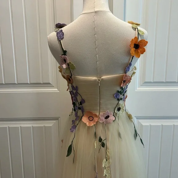 Floral Embellished Tulle Prom Gown - Picture 7 of 9